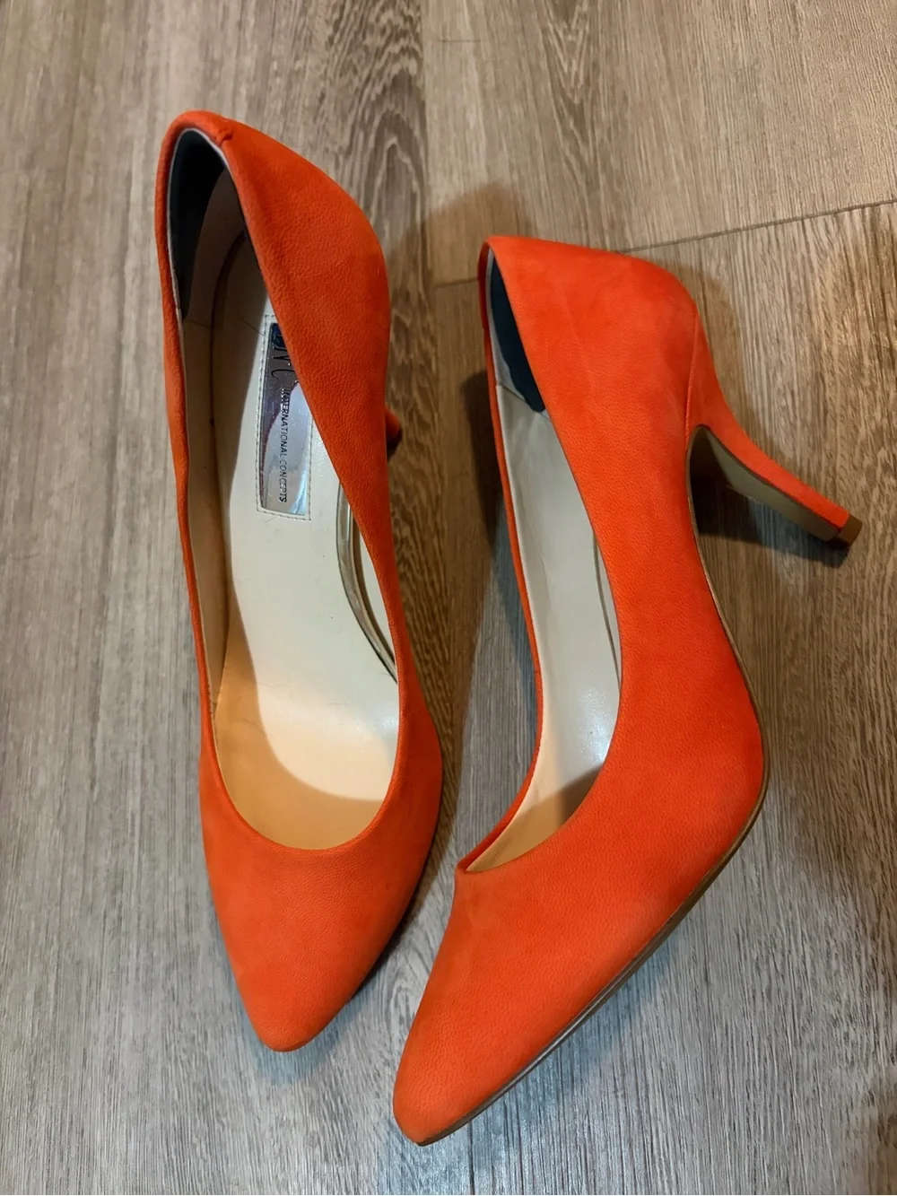 INC ZITAH Orange Pointed-Toe Mid Heel Pumps 7.5